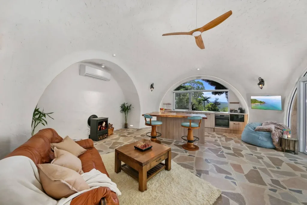 b232b567-6e77-47bb-b73c-6335905b08c3